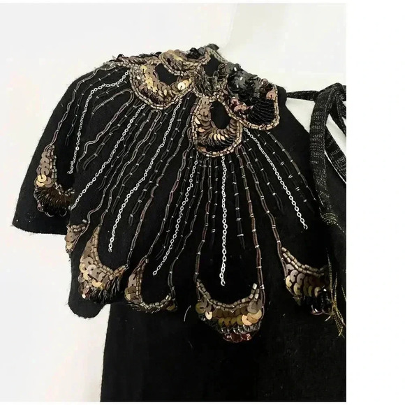 Nanette Lepore Kartika Mini Dress Sz S 100% Merino Wool Sequins Shoulder Classic - Picture 9 of 10